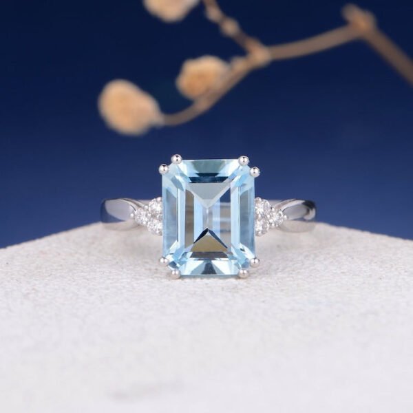 Aquamarine Pure silver ring